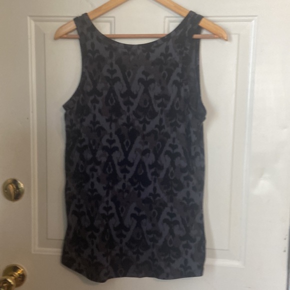 The NorthFace black and gray tank top - Picture 2 of 4